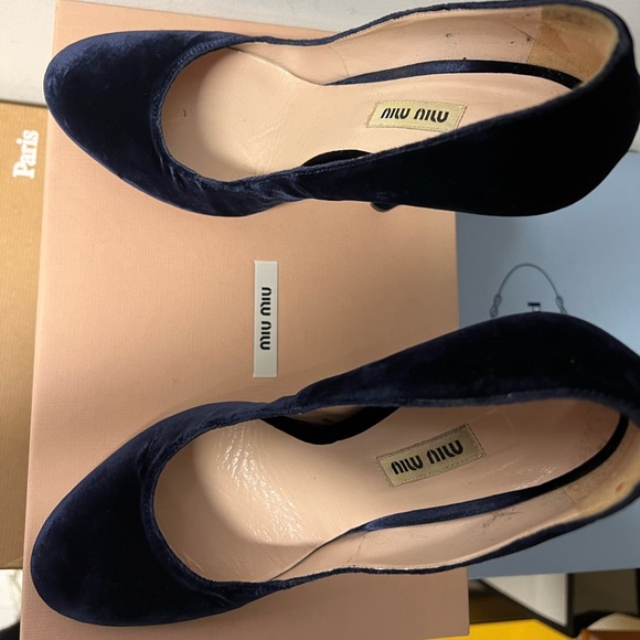 Miu Miu Velvet Blue shoes❤️ - Picture 5 of 8